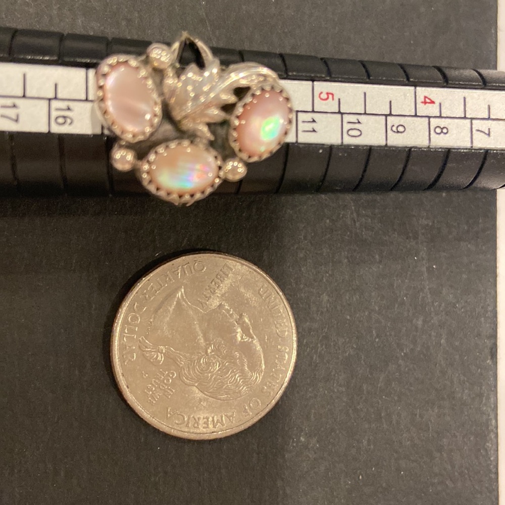 Native American pink mother of Pearl ring - Picture 5 of 9
